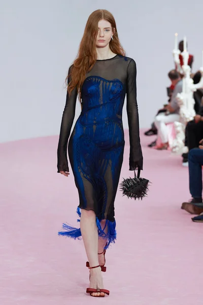 Look 43